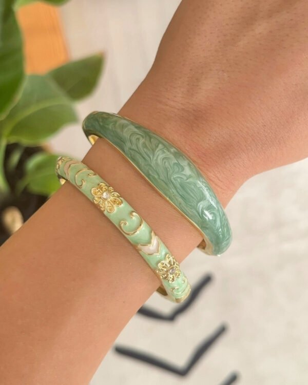 Alternative view of Altın Kaplama Yeşil Kelepçe Bileklik
