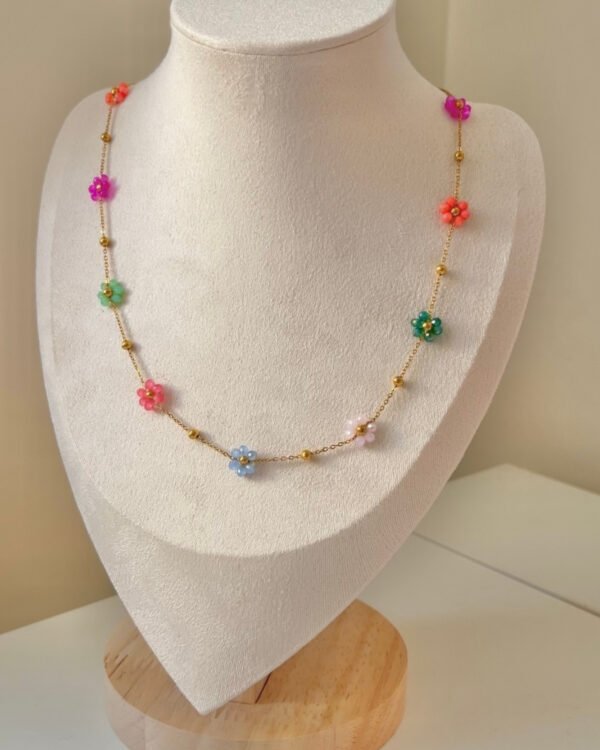 Çelik Çiçek Renkli Kolye 42+6cm