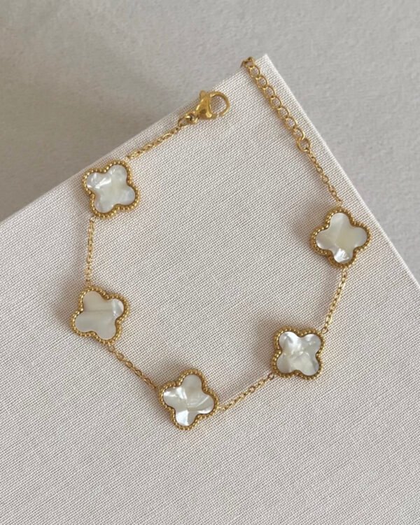 Çelik Sedef Yonca Bileklik