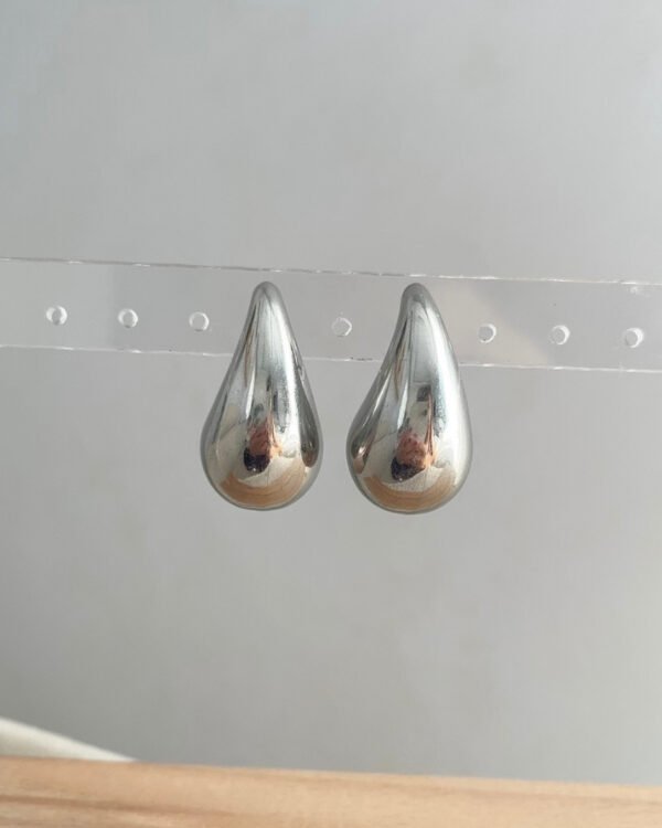 Alternative view of Altın Kaplama Damla Küpe