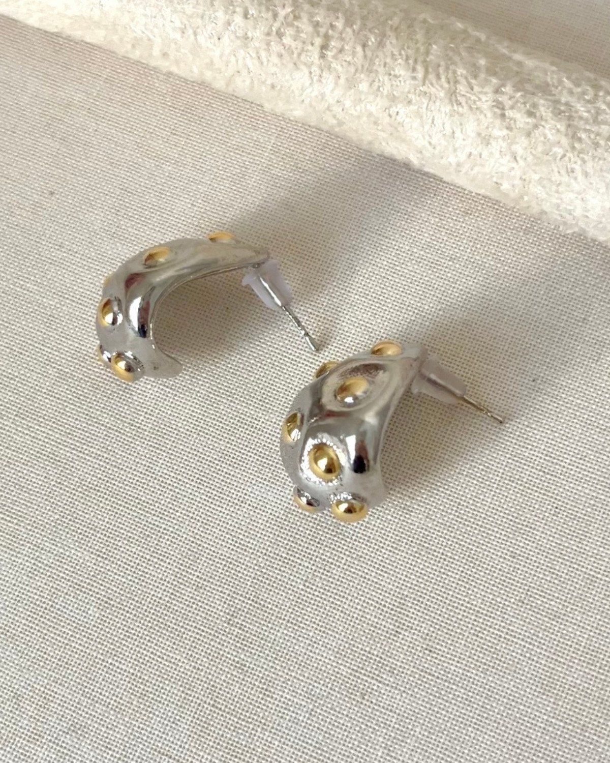 Çelik Şekilli Silver Renk Küpe - Görsel 2