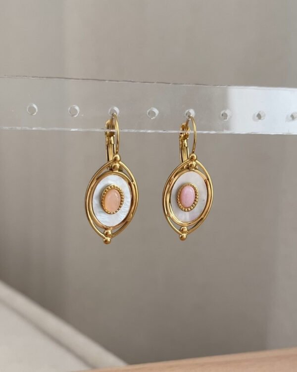 Alternative view of Çelik Oval Pembe Taşlı Küpe