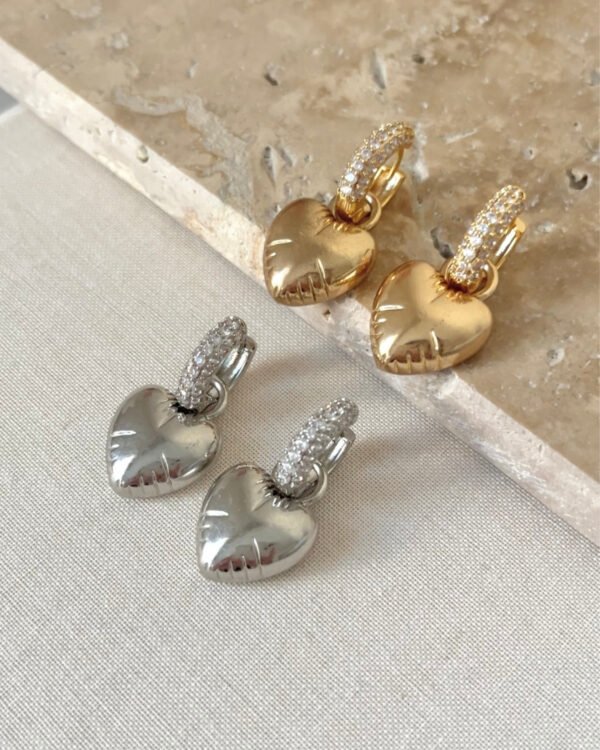 Altın Kaplama Halkası Taşlı Kalpli Küpe