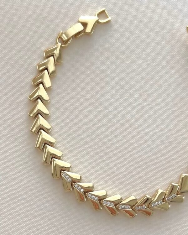 Alternative view of Xuping V Şekilli Bileklik Taşlı 16+3cm