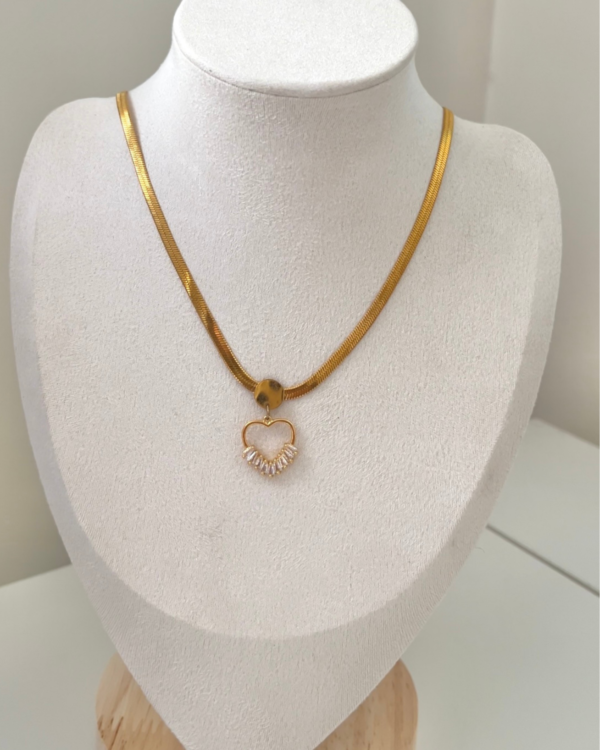 Alternative view of Çelik İtalyan Zincirli Kalpli Taşlı Kolye 42+6cm