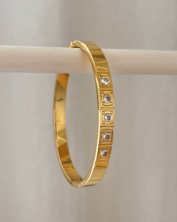 Çelik Taşlı Kelepçe Bileklik