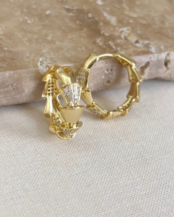 Xuping Taşlı Halka Küpe