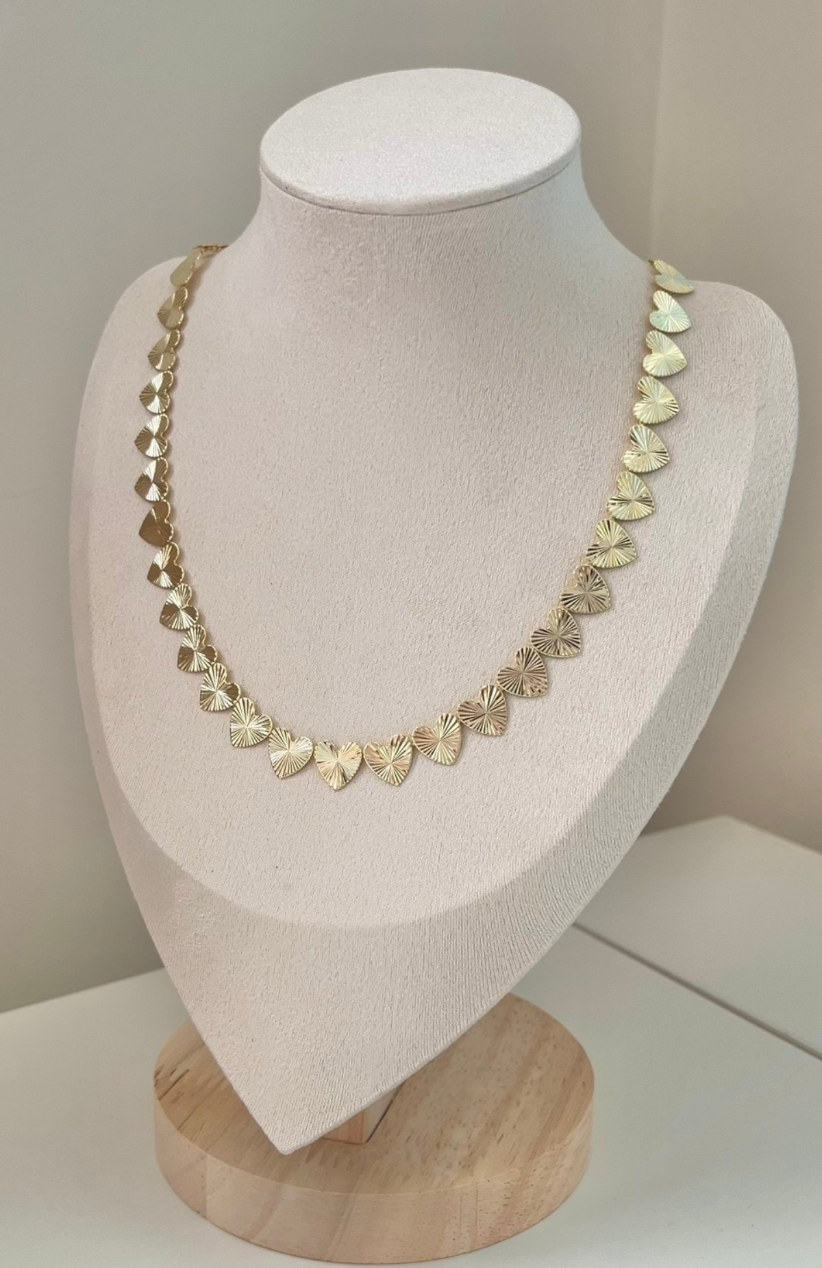 Altın Kaplama Parlayan Kalpli Kolye