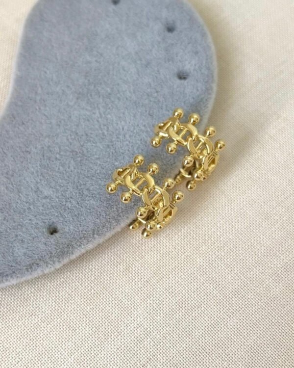 Xuping Şekilli Küpe