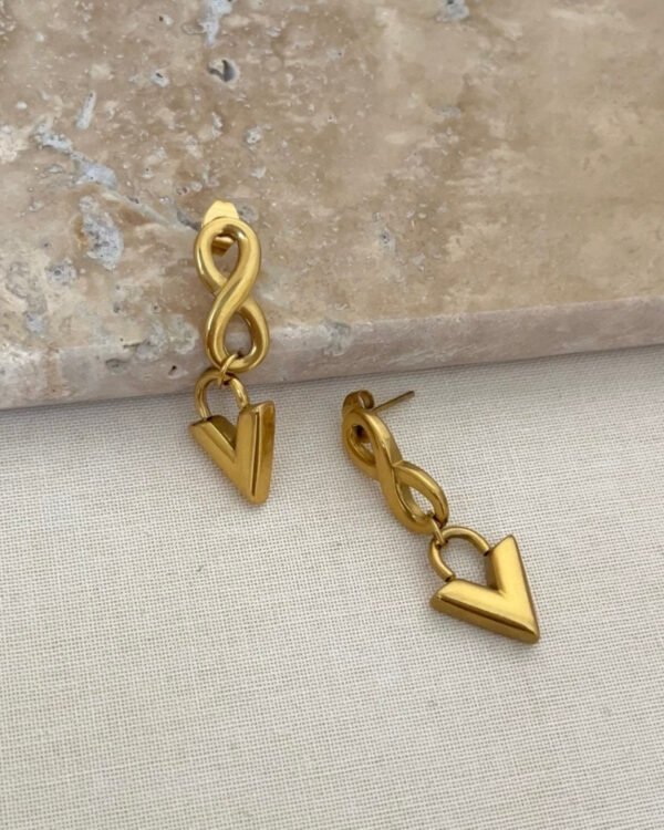 Çelik Sonsuzluk Küpe