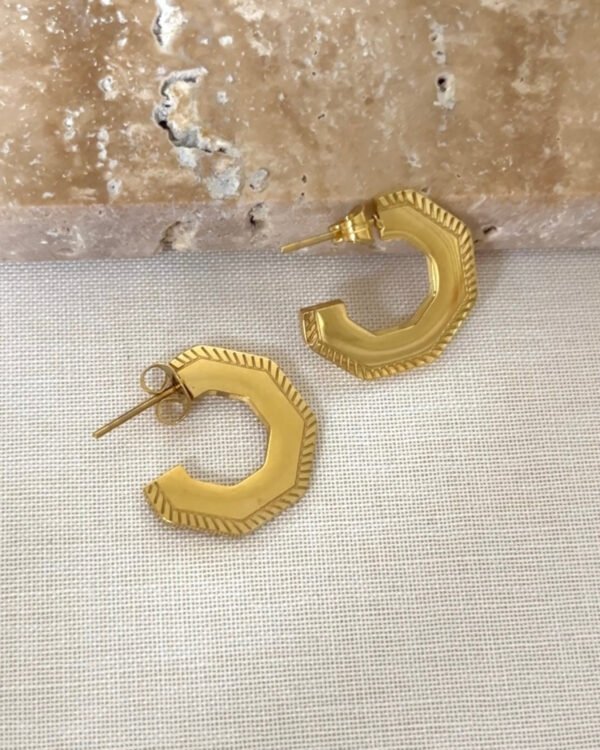 Çelik Minimal Düz Küpe