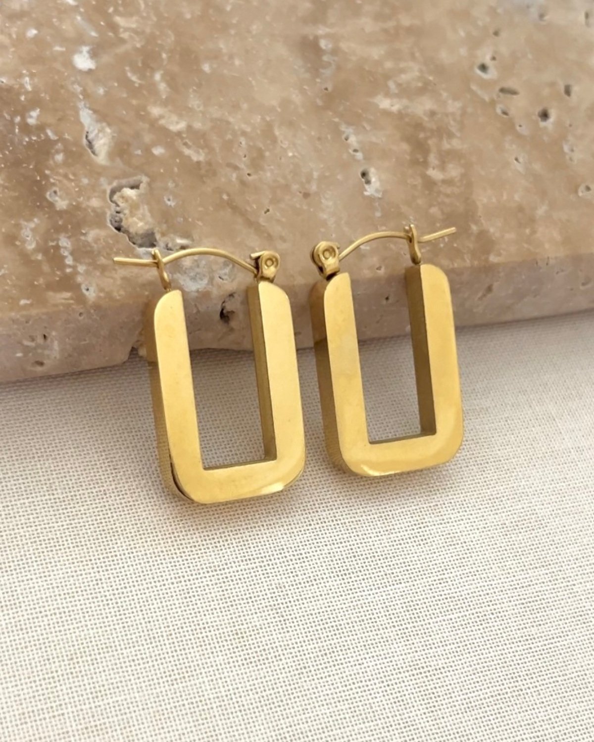 Çelik Dikdörtgen Küpe