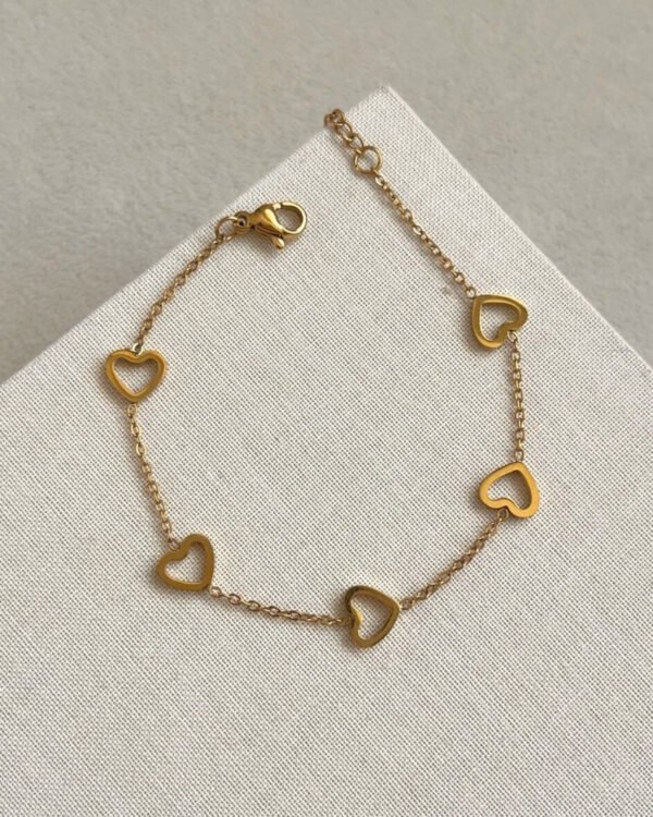 Alternative view of Çelik Mini Kalpli Bileklik